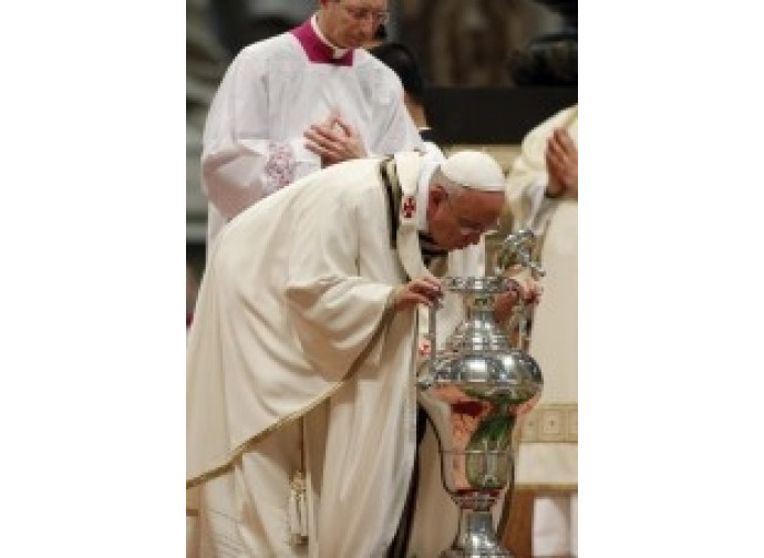 Papa alla messa crismale Papa alla messa crismale